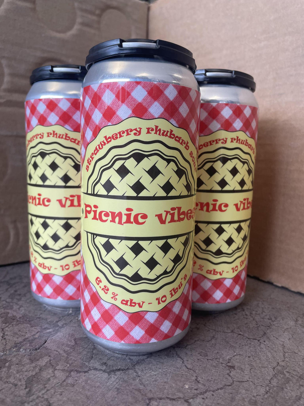 Picnic Vibes - Flying Basset Brewing - 16 oz Cans