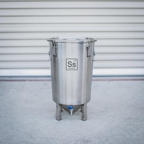 Brew Bucket Stainless Steel Fermenter - 7 Gallon